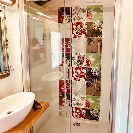 Barbara's Bed and Breakfast Κιότζα