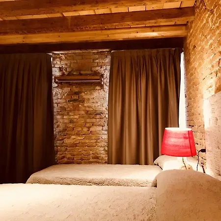 Barbara's 4* Κιότζα